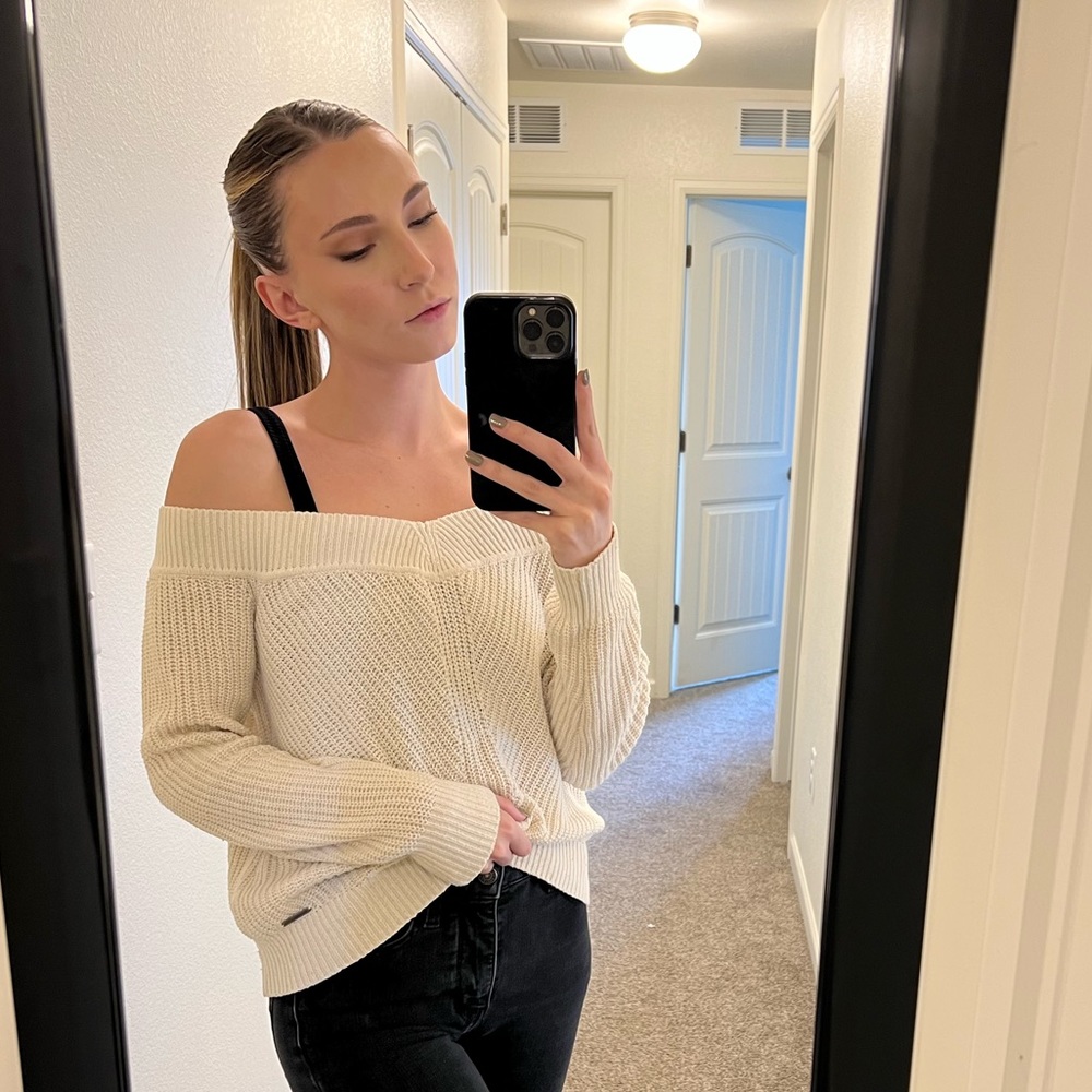 Abercrombie & Fitch Off Shoulder Knit Sweater